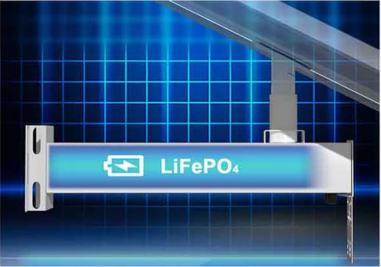 Contenitore con batteria LiFePO4 per maggiore autonomia solare